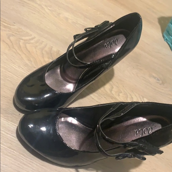 Black laced pumps - Picture 7 of 9